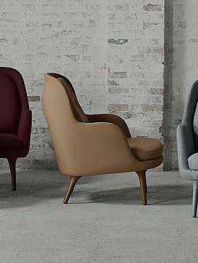 Bequemer, eleganter Sessel in beigem Design, perfekt für modernes Wohnzimmer.